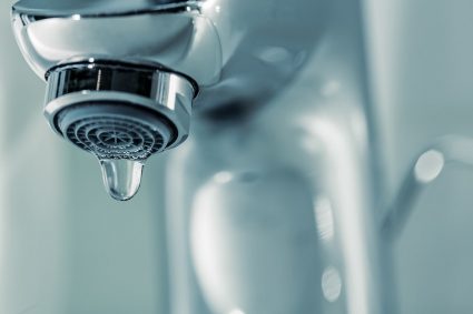 Pour réparer un robinet quel professionnel contacter ?