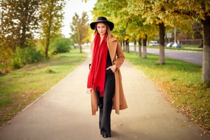 Le retour du vintage : astuces pour un look rétro réussi